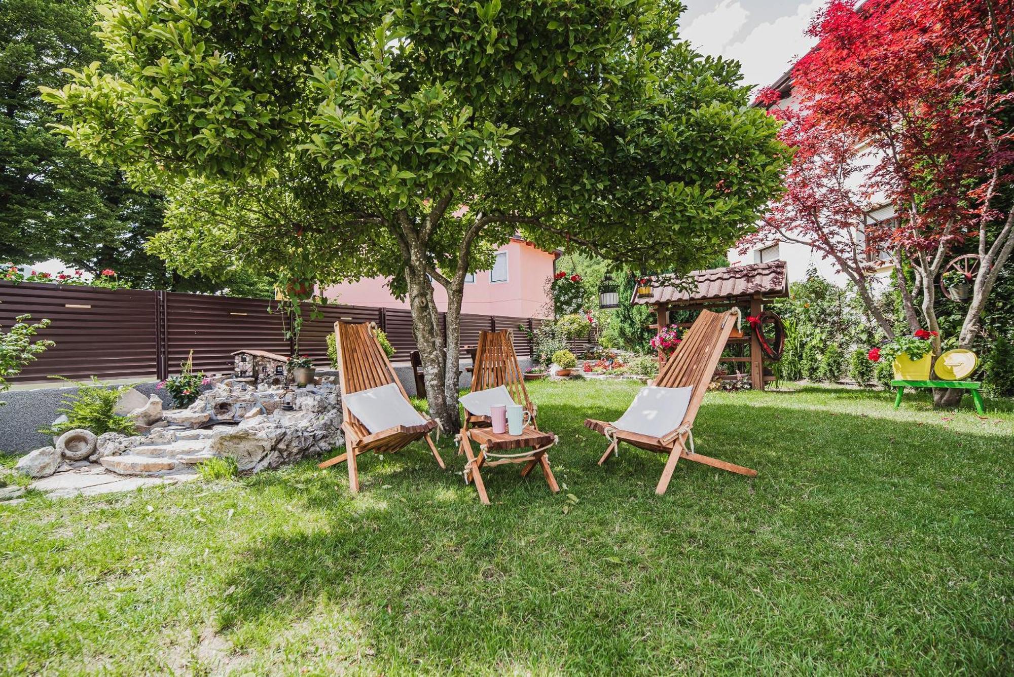 Gotar Apartment With Garden Кобарид Екстериор снимка